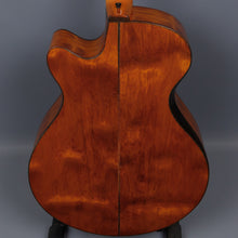 2008 Laurie Williams Tui