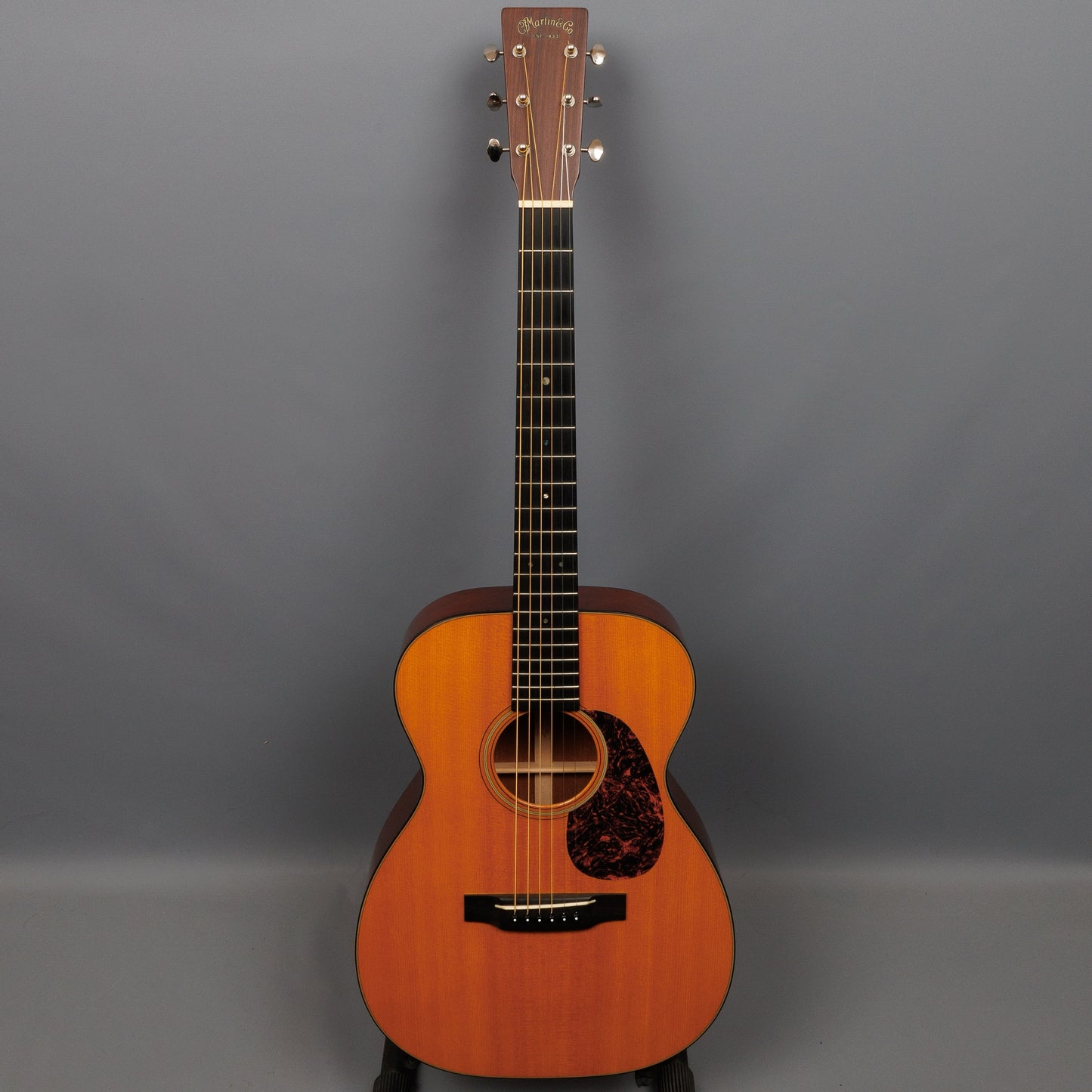 2009 Martin 00-18V