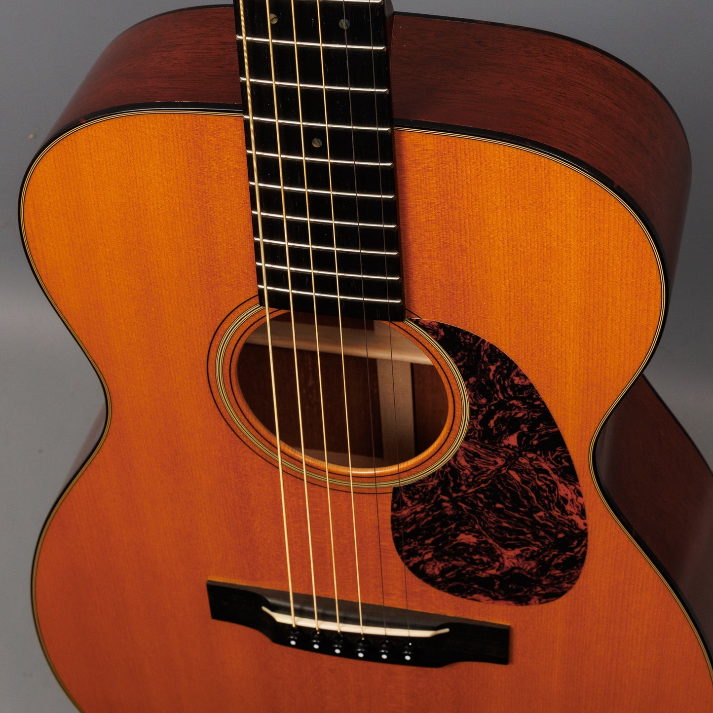 2009 Martin 00-18V