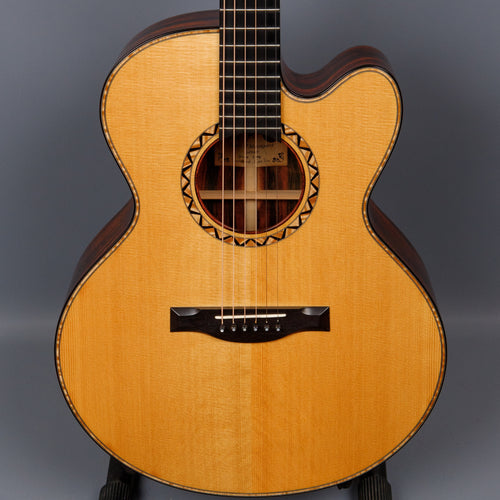 2004 Maingard OM